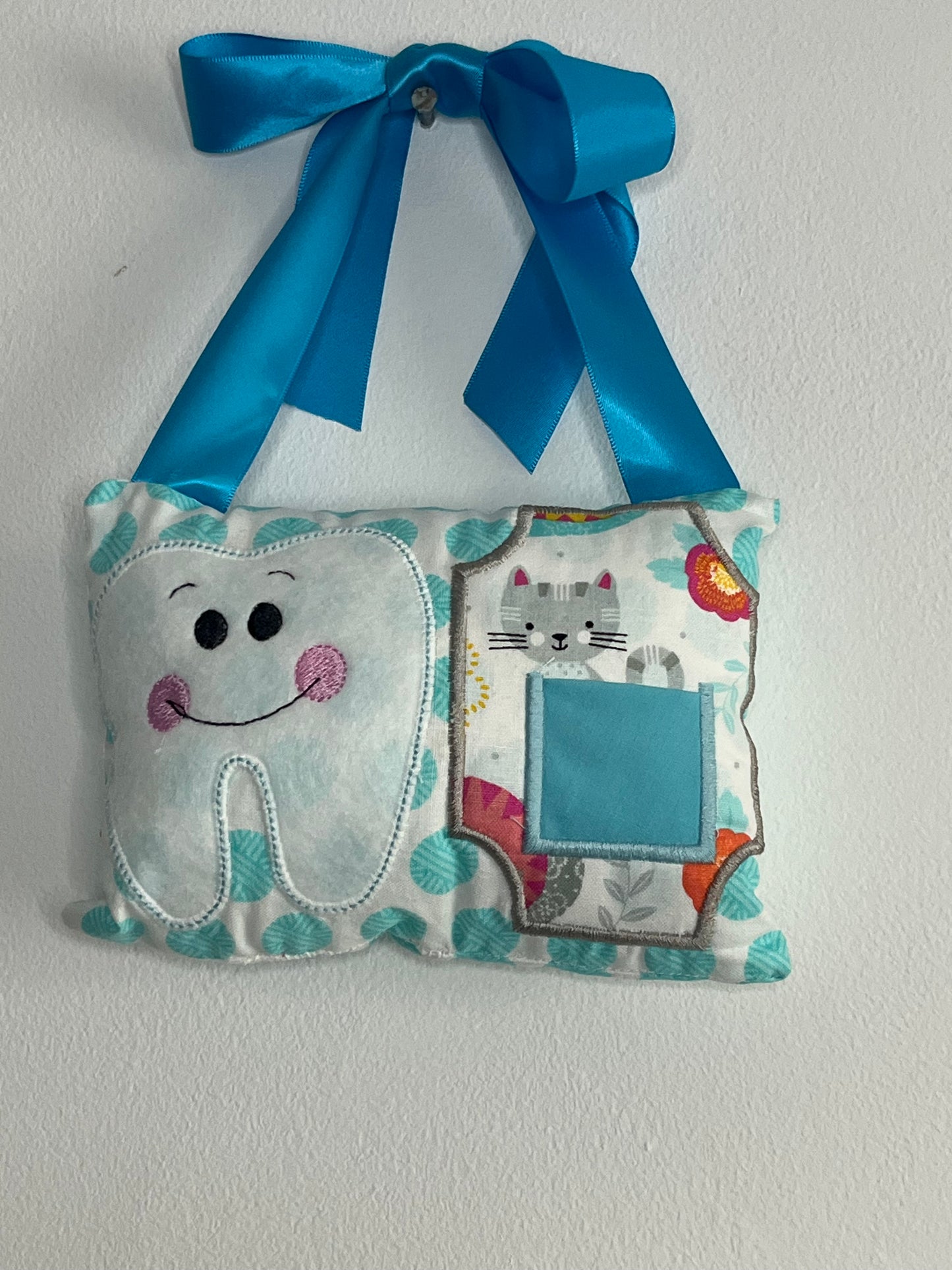 Tooth Fairy Cushion - Turquoise - Pale Turquoise & White - Tooth - Cats - Turquoise pocket